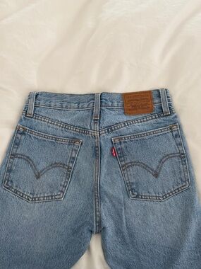 Levi's Relaxed Light Blue Denim Jeans